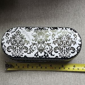 Brighton Sunglasses Tin Case